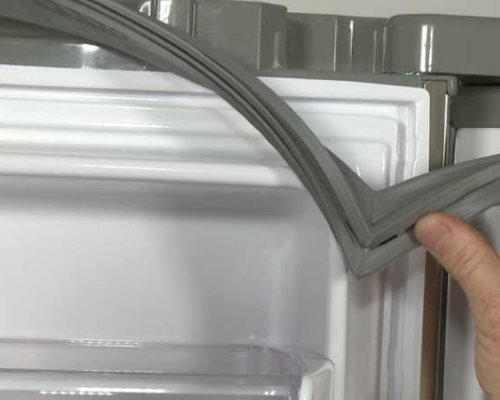 refrigerator's door seal is checked